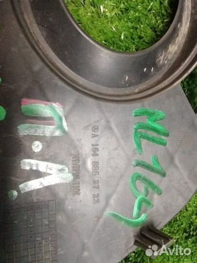 Накладка птф передняя левая Mercedes-Benz M-Class