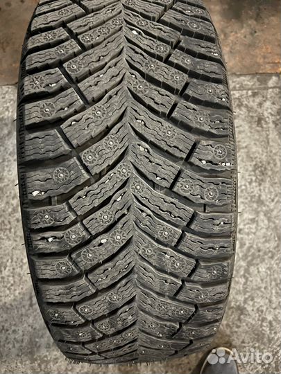 Michelin X-Ice North 4 205/50 R17