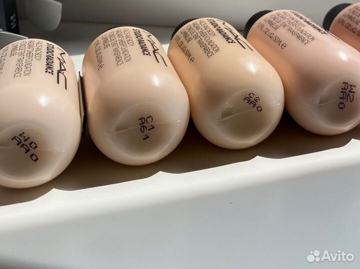 Mac тональный крем face and body