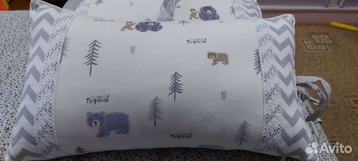 Бортики на кроватку