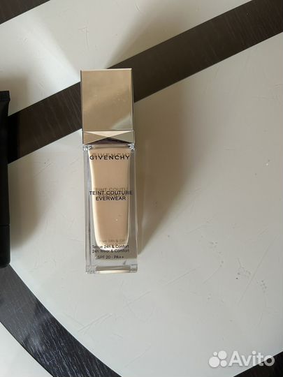Тональный крем givenchy kiko