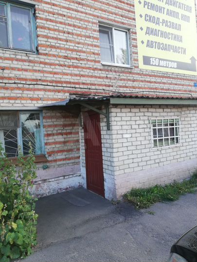 2-к. квартира, 65 м², 1/4 эт.