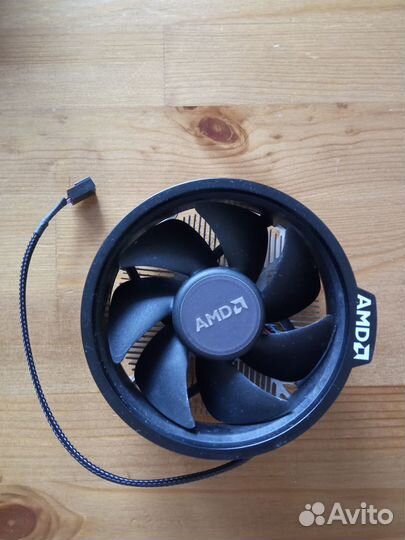 Кулер для процессора AMD Wraith Stealth