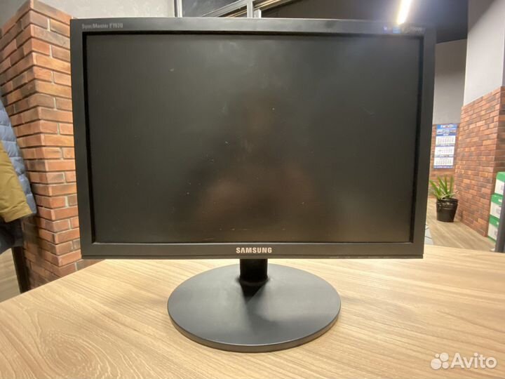 Монитор Samsung 19”