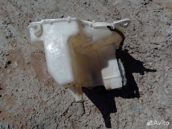 Бачок омывателя toyota corolla ae100