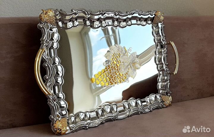 Поднос металлический с ручками