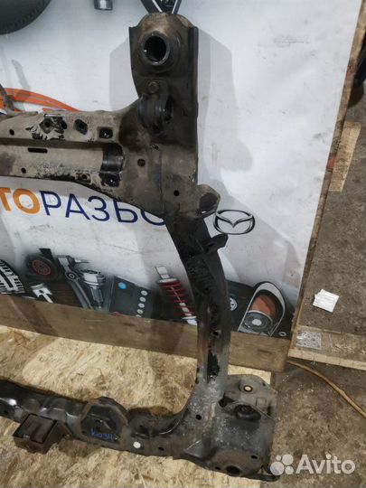 Подрамник передний Hyundai Santa-Fe 2 SUV 2.2