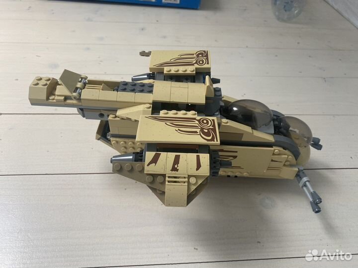 Игрушка самолет lego в сборе