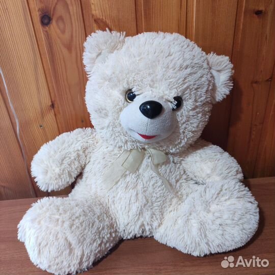 Плюшевый медведь