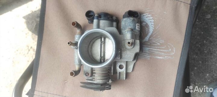 Дроссельная заслонка priora