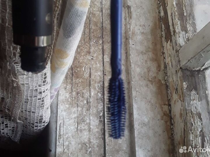 Тушь для ресниц синяя