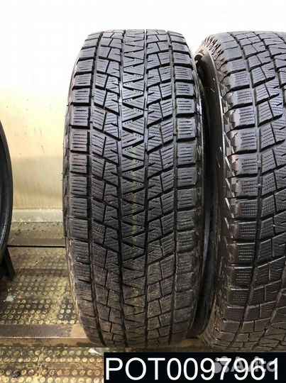 Bridgestone Blizzak DM-V1 225/65 R17 102Q