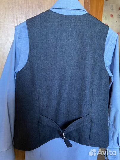 Школьный костюм для мальчика 134 серый