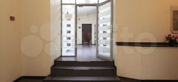 Офисное помещение 57.3 кв.м от собственника