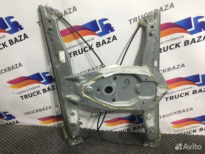 Стеклоподъемник электрический левый Renault T