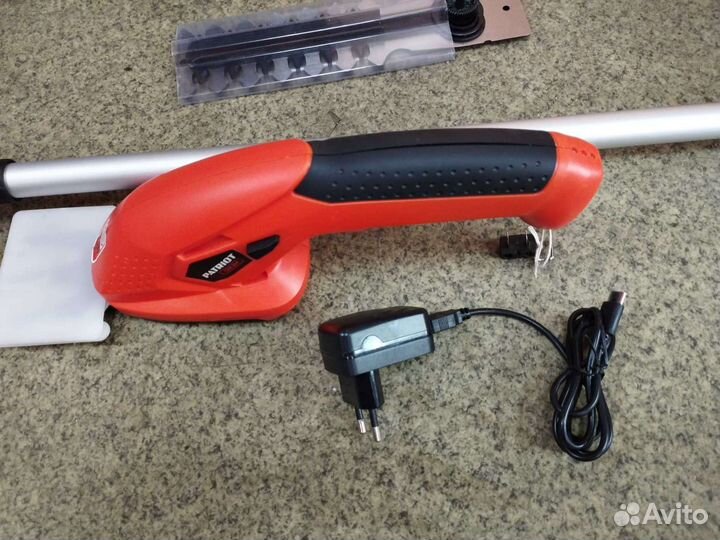 Садовые ножницы аккумуляторные