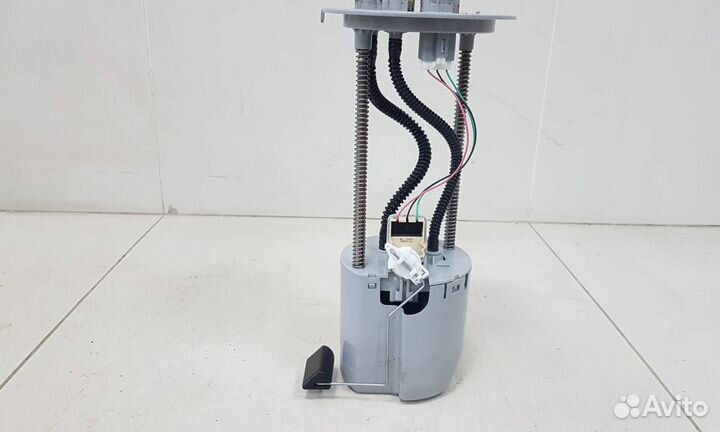 Б/У Датчик уровня топлива 7701060270 toyota