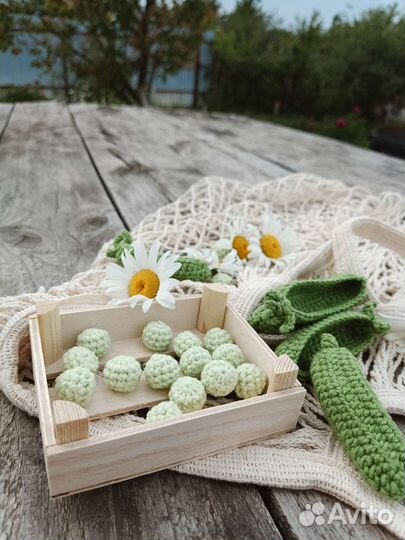 Зелёный горошек. Вязаные овощи. Игрушечная еда