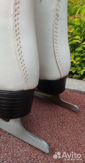 Коньки фигурные