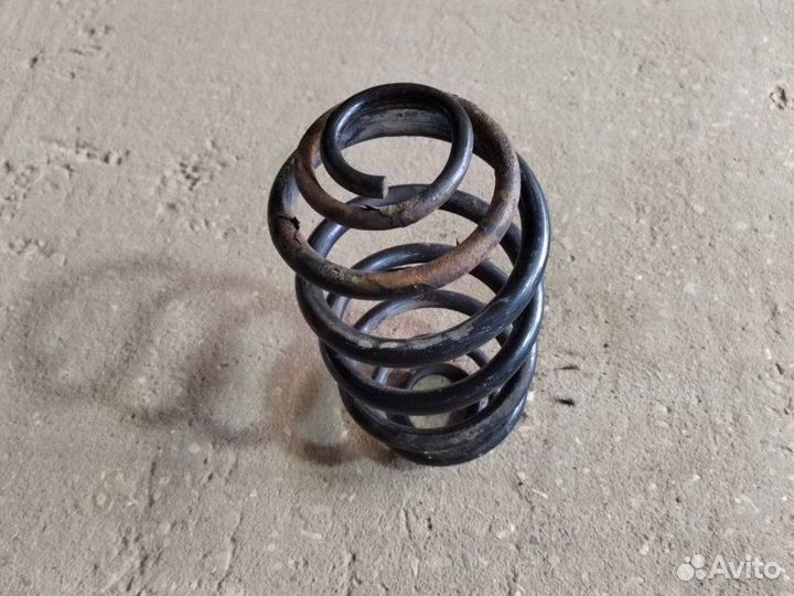 Пружина задняя Opel Astra J A16XER 2010