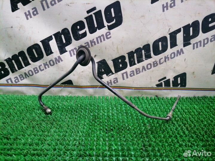 Трубка тормозная передняя левая Toyota Sprinter