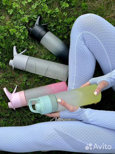 Бутылка для воды с распылителем