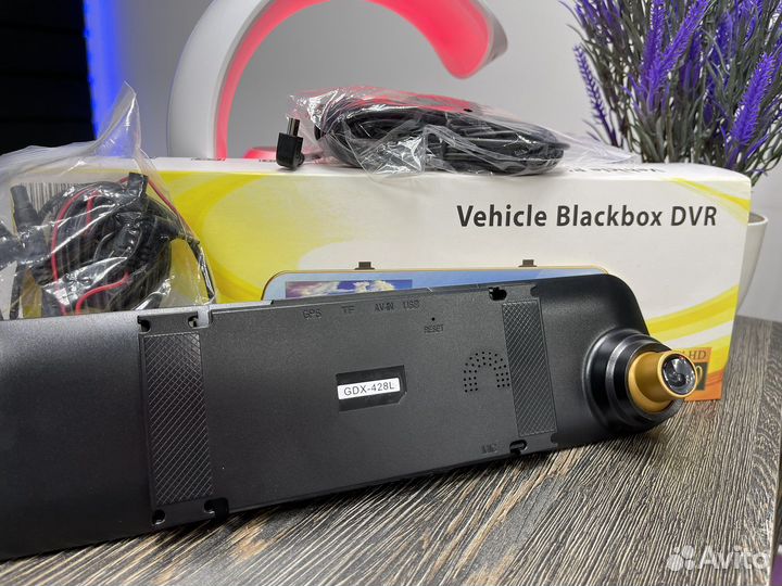 Видеорегистратор зеркало L905-2 4.3