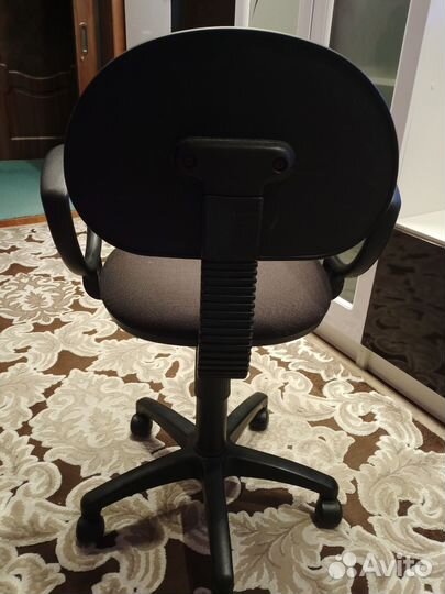 Компьютерное кресло