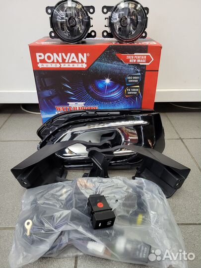 Фары противотуманные Honda FIT с 2017г2020