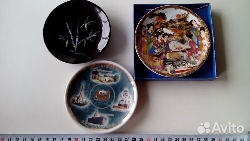 Тарелки декоративные,шкатулка малахитовая СССР
