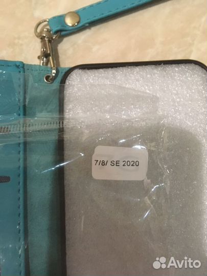 Чехол на iPhone SE 2020