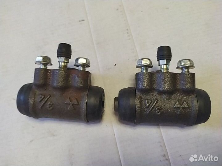 Задние тормозные цилиндры 3/4 MR129595