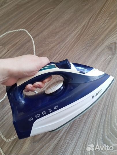 Утюг Scarlett