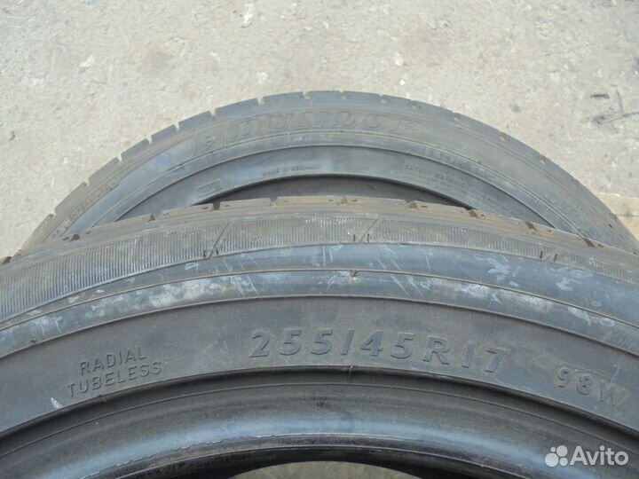 Dunlop SP Sport Maxx GT 255/45 R17