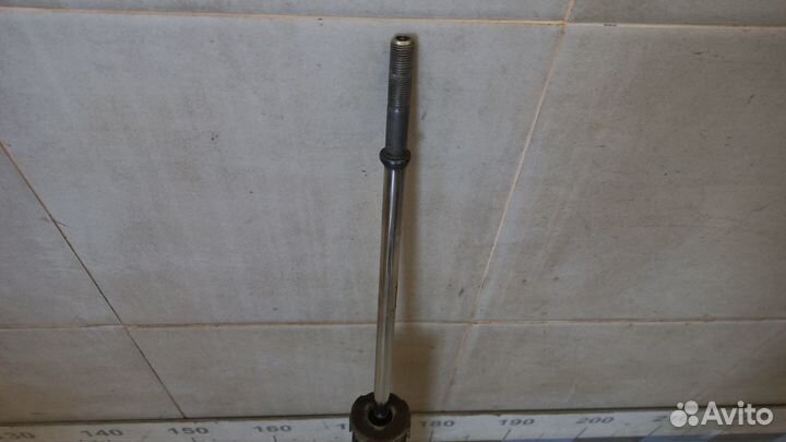 Амортизатор задний Corolla E15 2006-2013