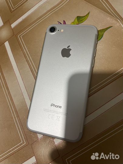 iPhone 7, 32 ГБ