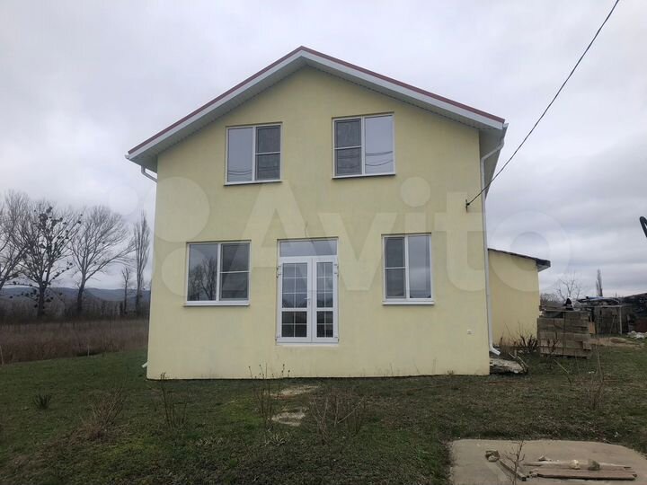 Дом 228 м² на участке 7 сот.