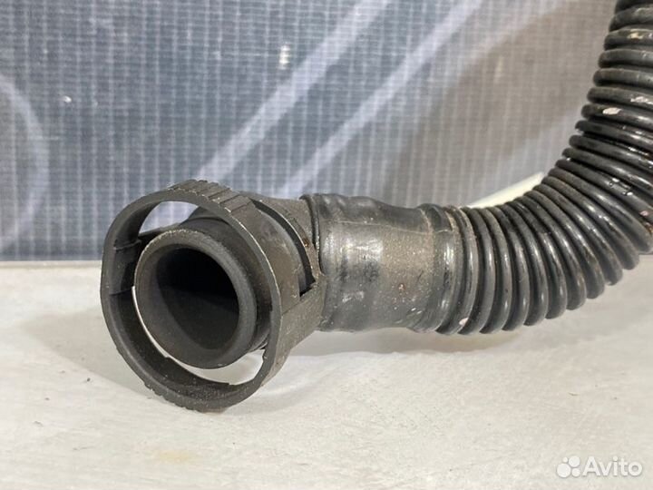 Шланг вентиляции картера Audi Allroad C5 BES 2003