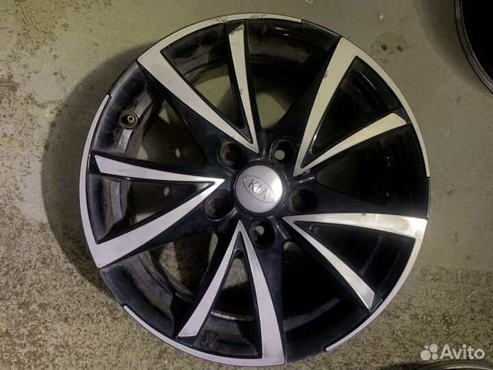 Диски литые для Kia r16 комплект
