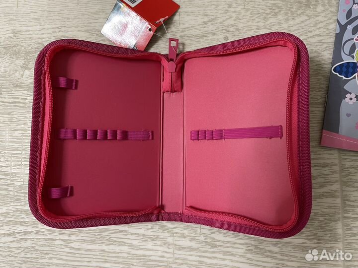 Пенал, тетрадь, раскраски