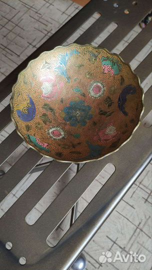 Ваза для фруктов на ножке