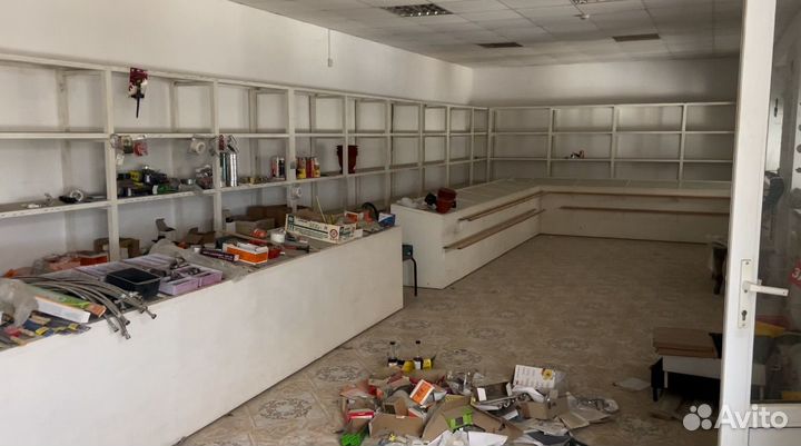 Полки для торговых стеллажей