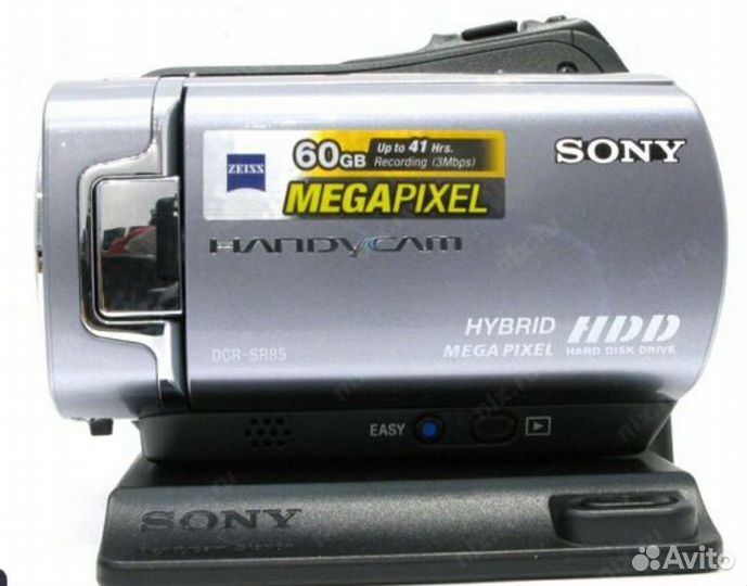Видеокамера Sony DCR-SR85E