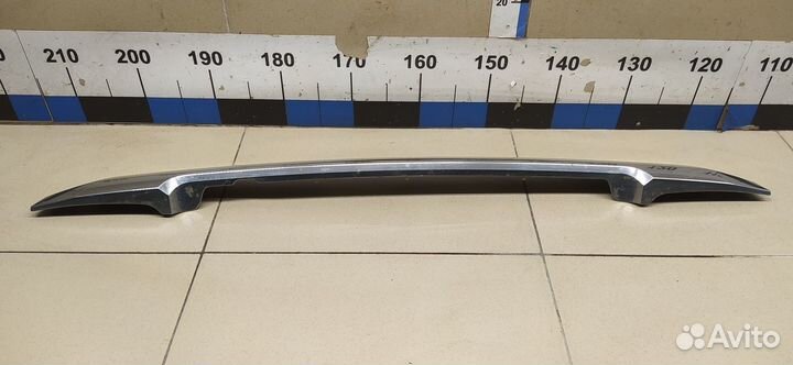 Б/У Б/У Накладка крышки багажника дефекты.царапины