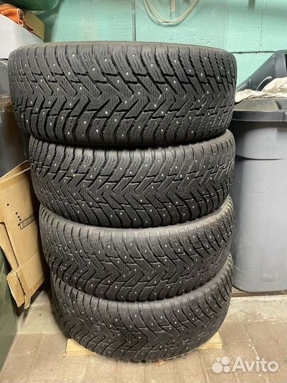 Nokian Tyres Hakkapeliitta 8 SUV 265/60 R18 114T