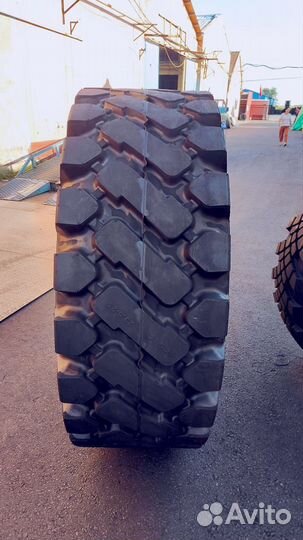 Шины на спецтехнику (23.5/25/24 PR)