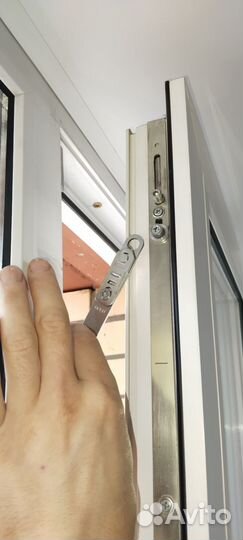 Ремонт пластиковых окон пвх дверей регулировка