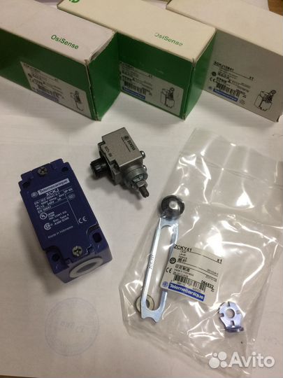 Концевик Telemecanique xckj10541