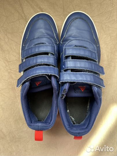 Кроссовки adidas 38