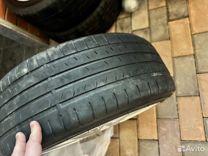 Колеса на Поло